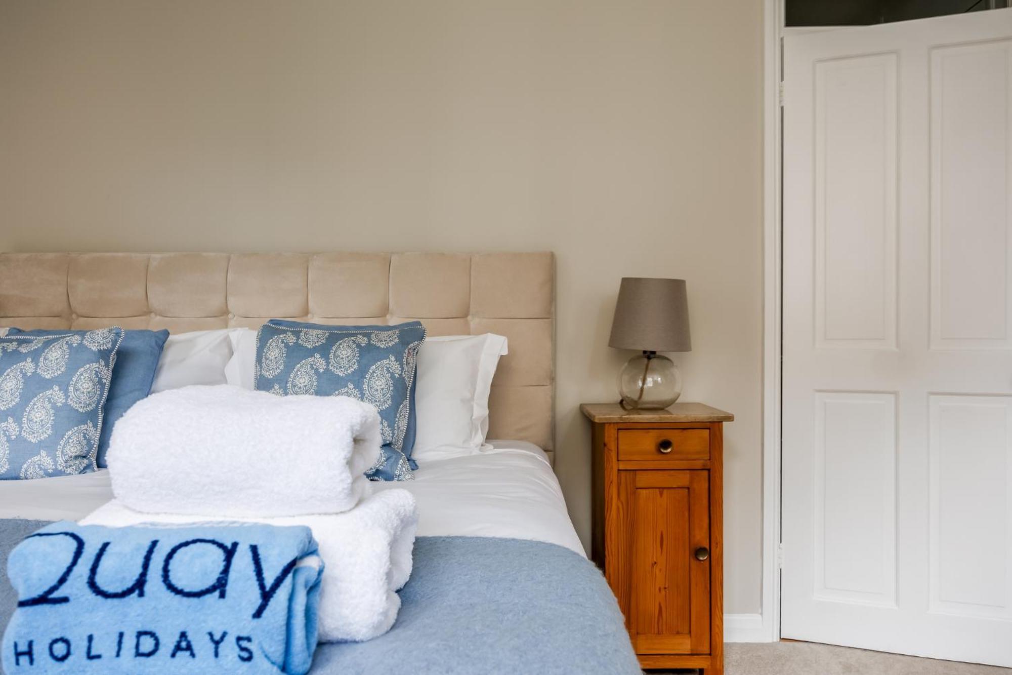 Gull House - 200 Yds From Poole Quay Villa ภายนอก รูปภาพ
